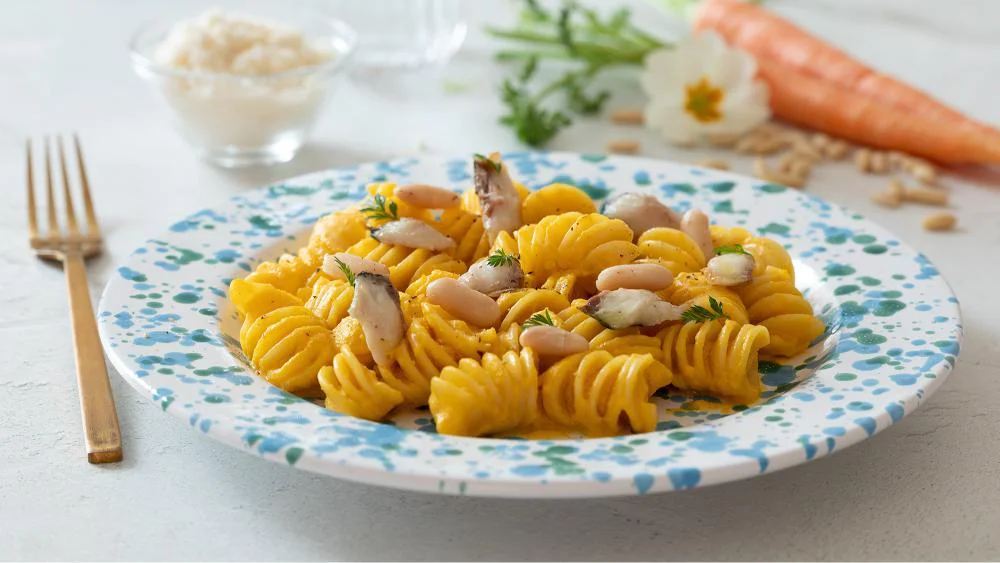 fusilloni-crema-di-carote-sgombro-e-cannellini