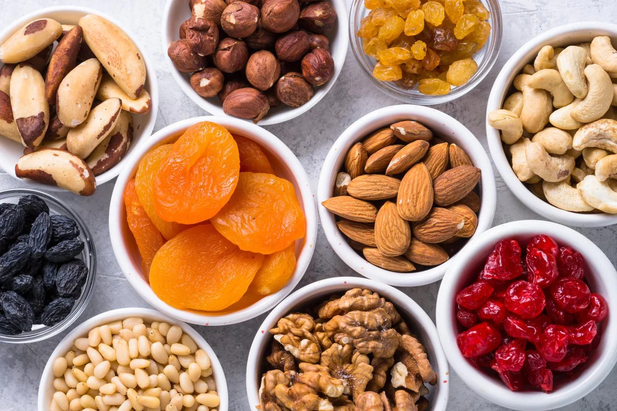 Dimentica le diete detox estreme: a febbraio scegli 7 alimenti di stagione che aiutano l’organismo a ritrovare equilibrio in modo naturale e consapevole.  