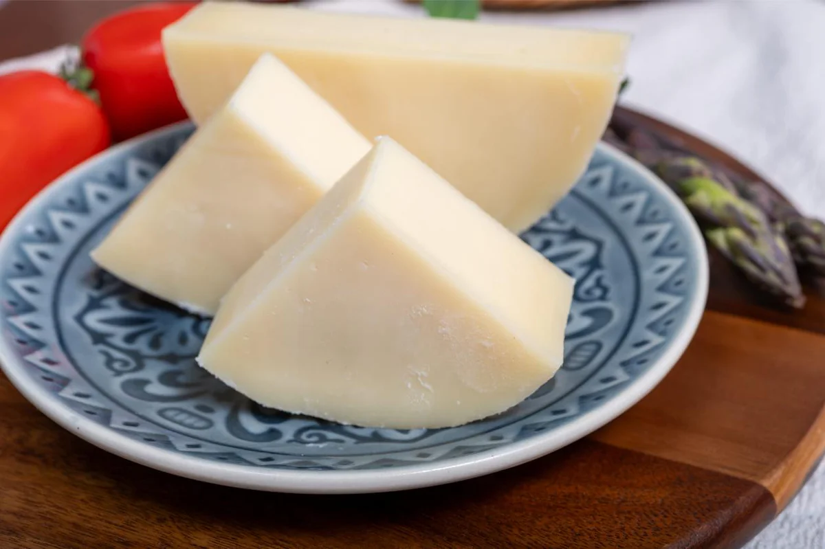 provolone-valpadana-sapori-e-dintorni