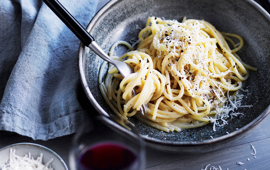 spaghetti-cacio-e-pepe-image