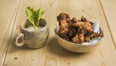 Ali-di-pollo-fritte-con-salsa-al-gorgonzola-thumbnail