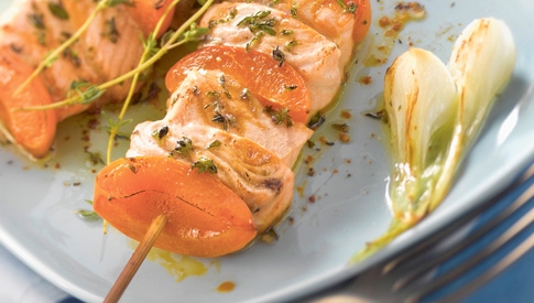 Spiedini-di-salmone-e-albicocche-thumbnail