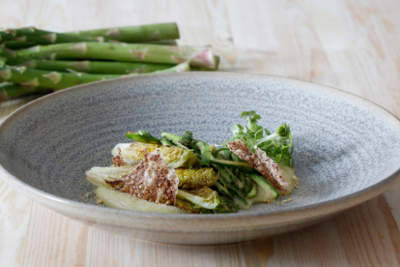 asparagi-con-crema-di-patate-e-rafano-thumbnail