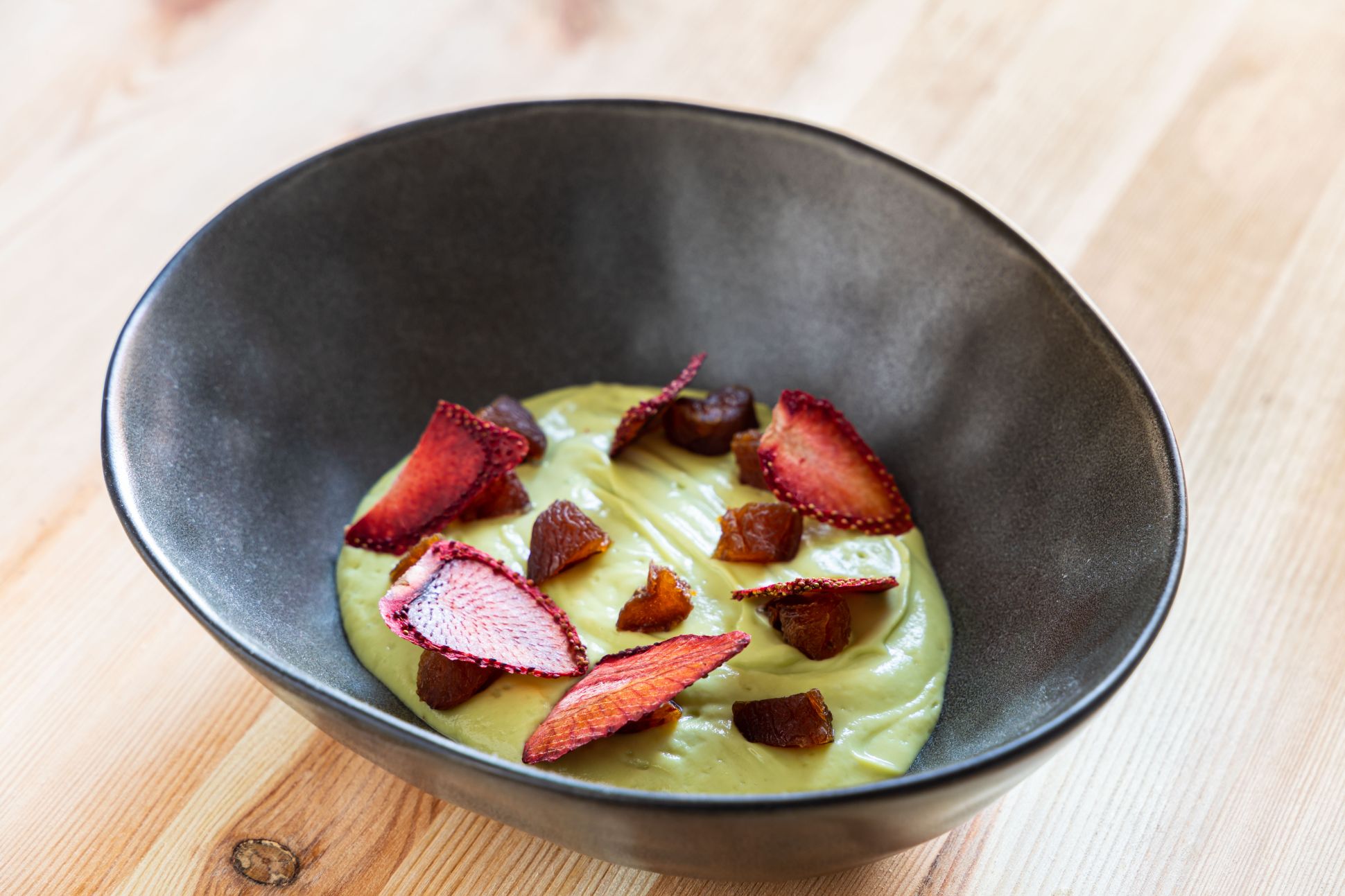 dolce-vegan-albicocche-avocado-fragole-thumbnail