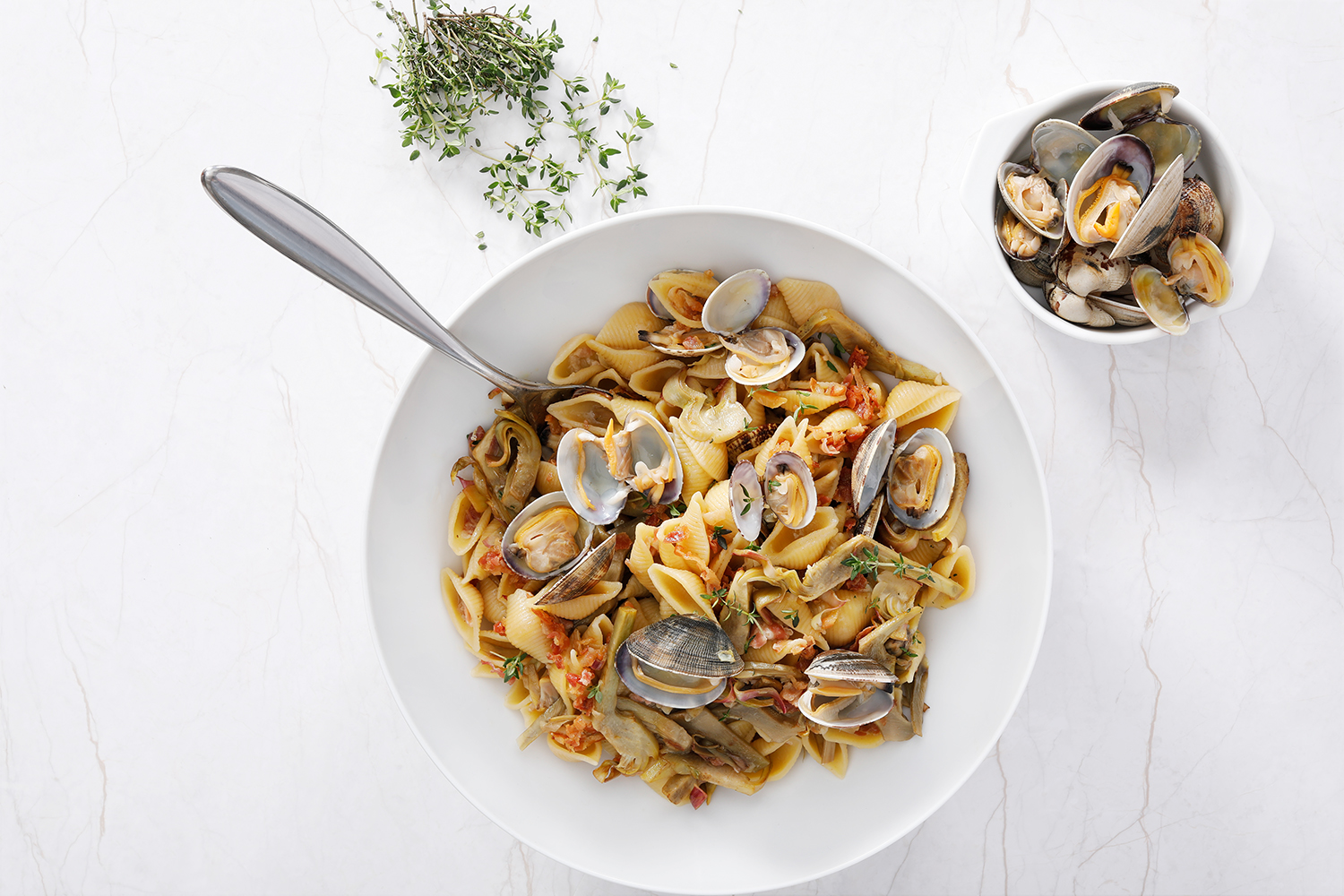 conchiglie-vongole-erba-cipollina-image