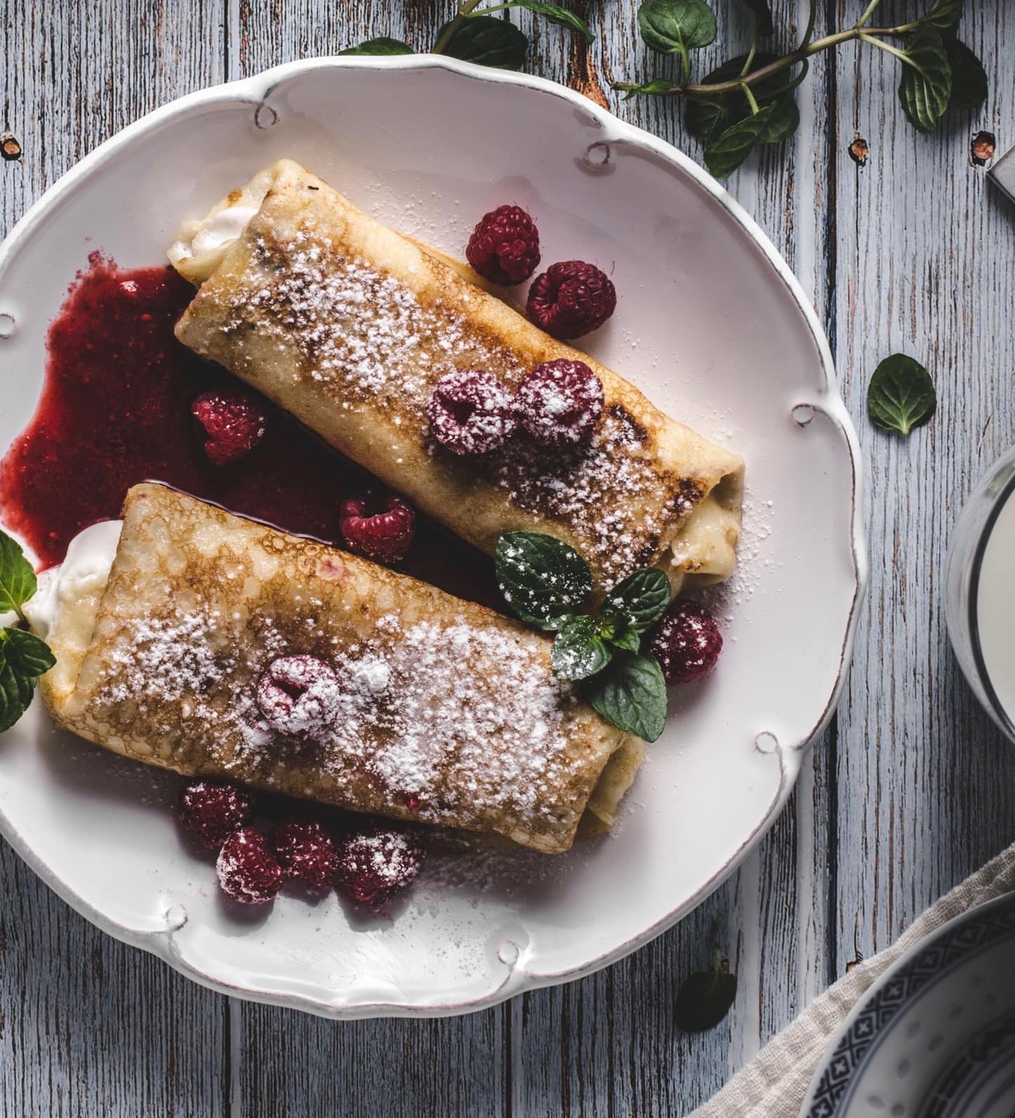 crepese-crema-chantilly-salsa-lamponi-image